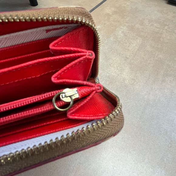 Coach Red and Cream Polka Dot Vintage Wallet EUC - Picture 9 of 12